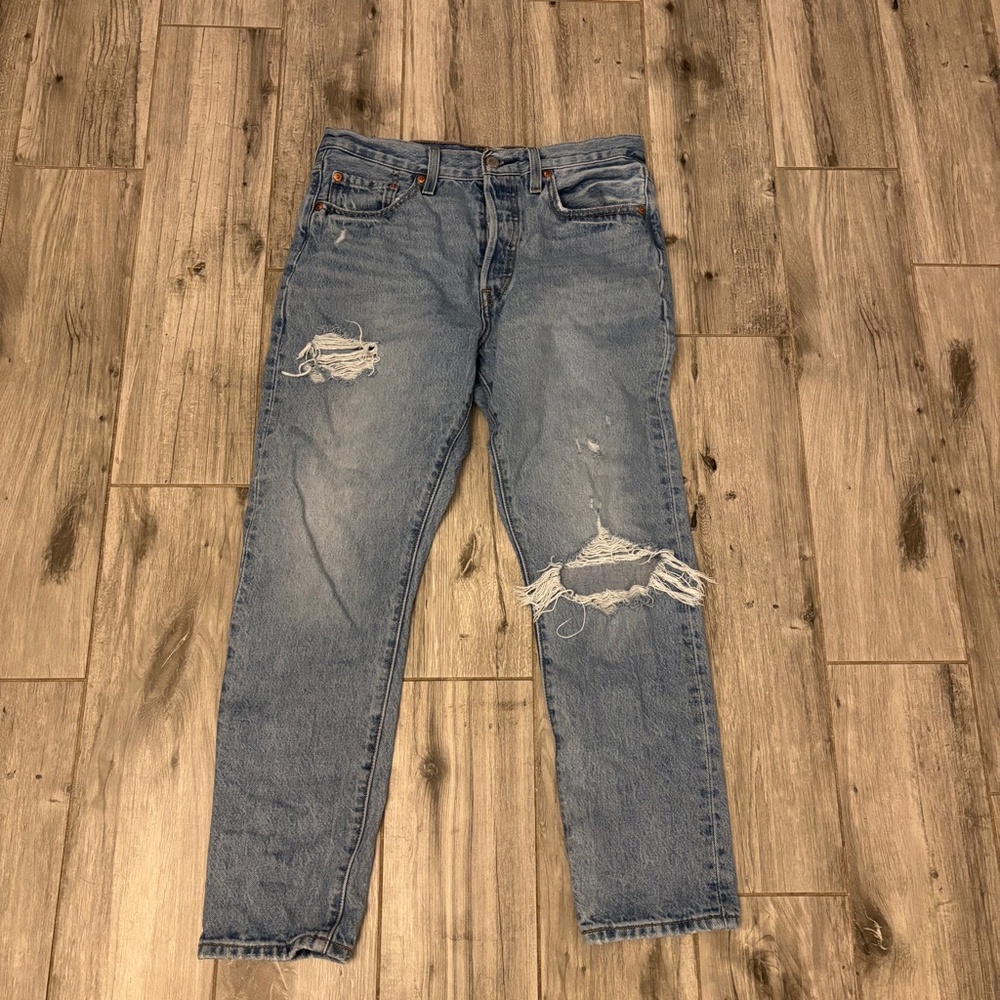 Women's Distressed Levi's Premium 501 Skinny Jeans Size W29 - Picture 9 of 9